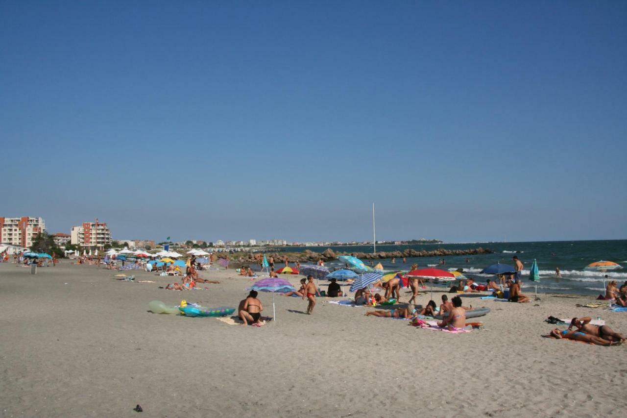 Ferienwohnung Blue Bay Sea View Pomorie Exterior foto