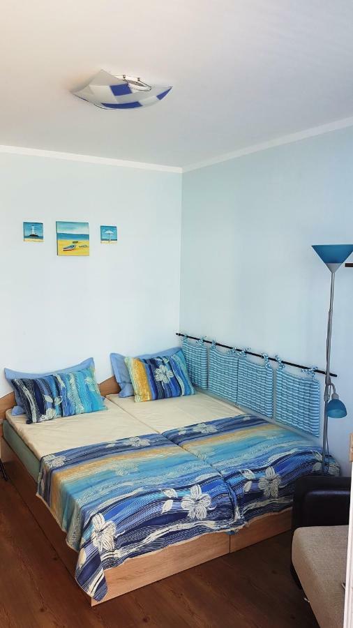 Ferienwohnung Blue Bay Sea View Pomorie Exterior foto