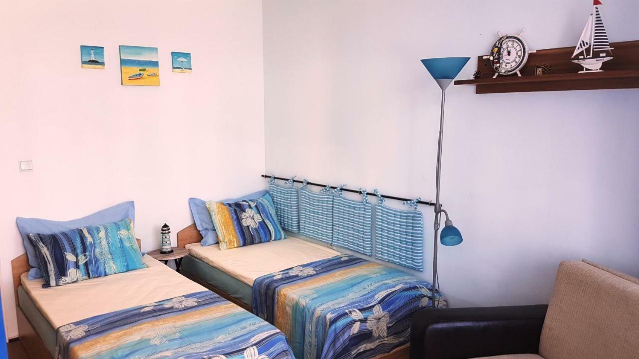 Ferienwohnung Blue Bay Sea View Pomorie Exterior foto
