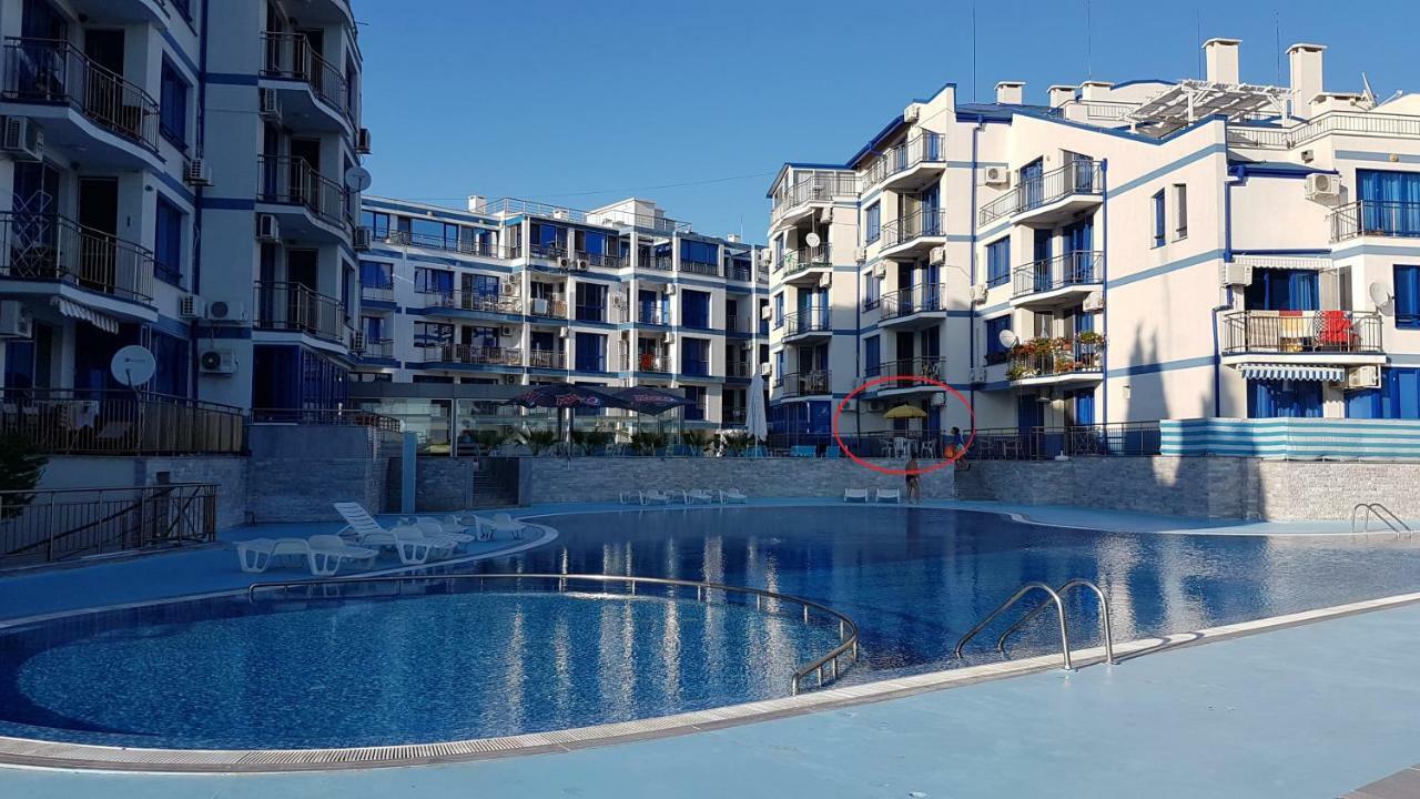 Ferienwohnung Blue Bay Sea View Pomorie Exterior foto